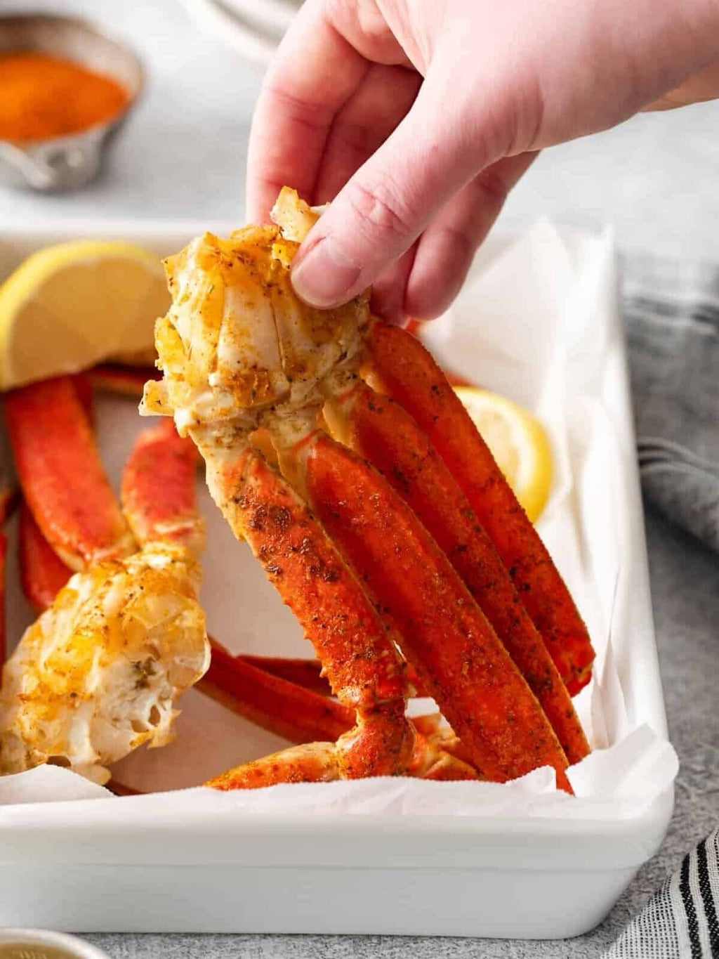 Luxury Snow Crab Cluster + Prosecco Garlic Butter Sauce for 1